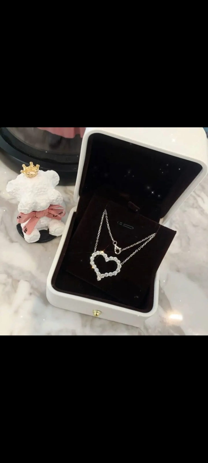 Elegant Women’s Pendant – Grace in Every Detail